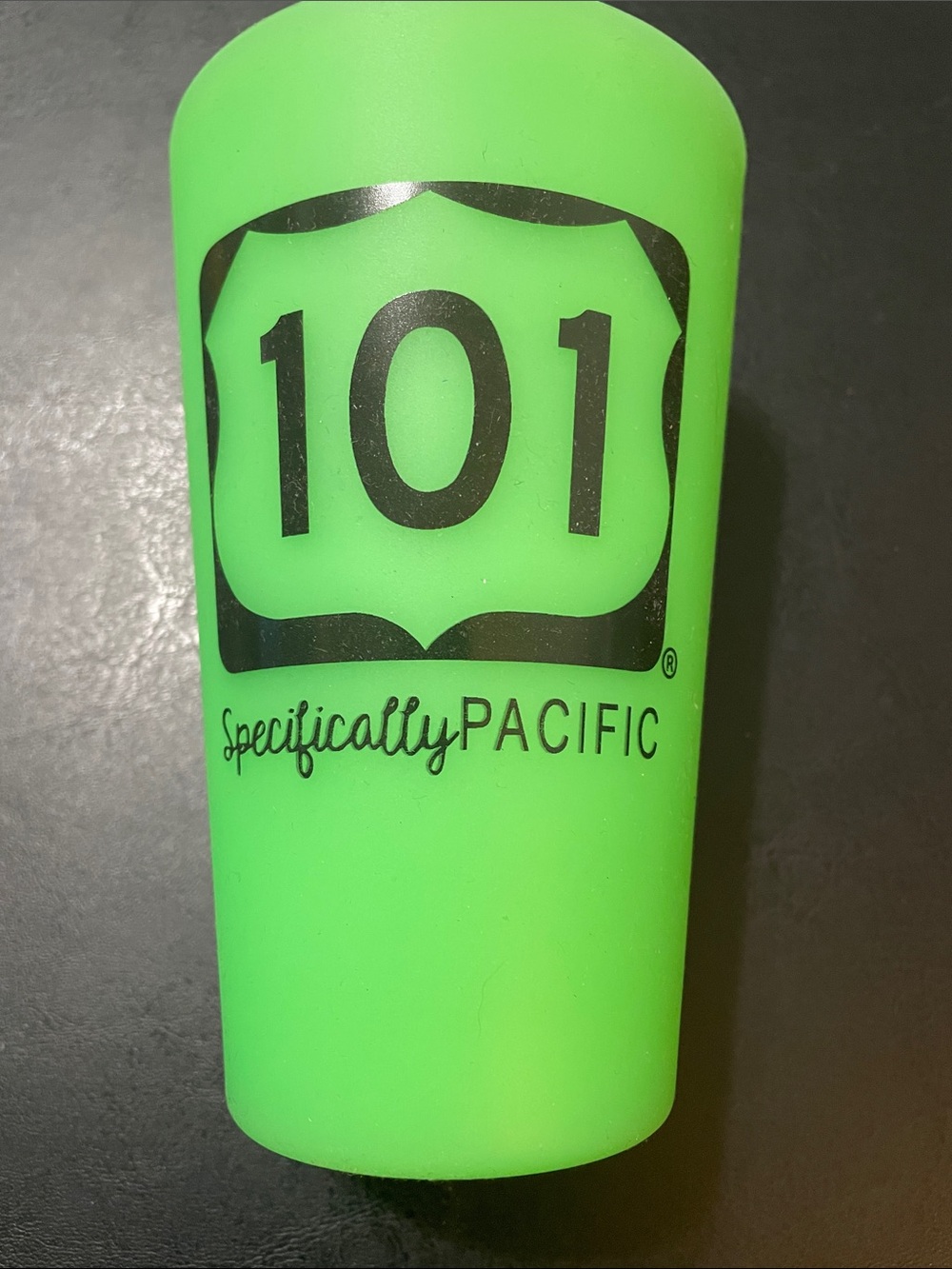 Specifically Pacific 101 Neon Green Silicone Tumbler, 16 oz. SiLi pint NWOT